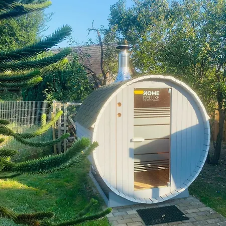 Haus Zum * Шверін